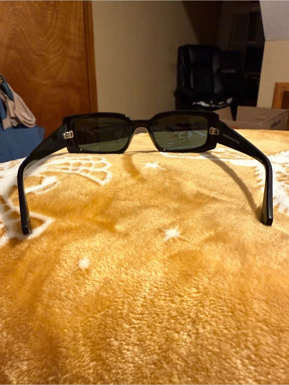 Ray-Ban Black Frame Sunglasses with Green Lenses